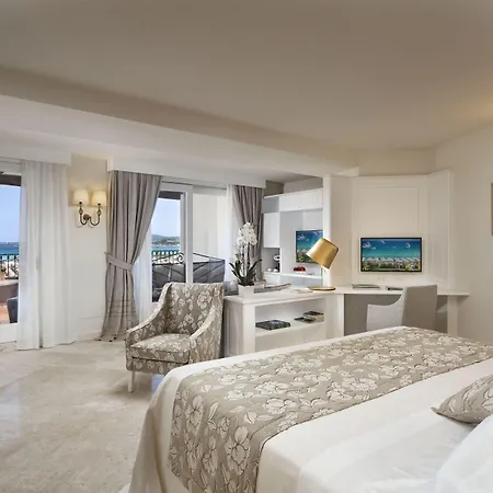 Abi D'oru 호텔 포르투로톤도